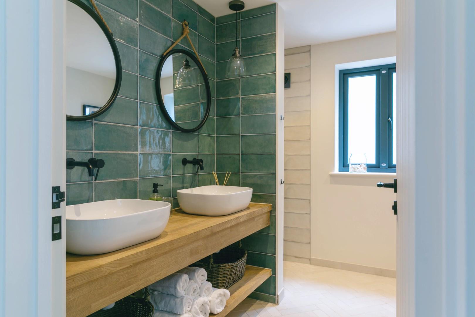 Oxwich, Swansea, SA3 1LS